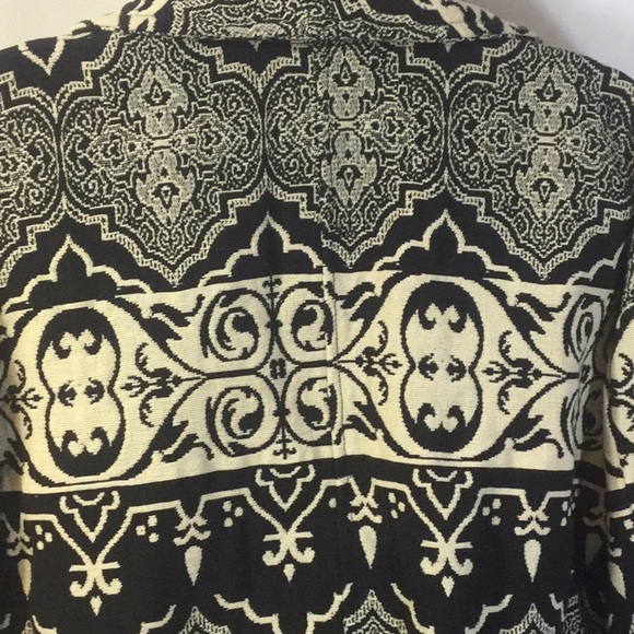 Crop Jacket - Picture 3 of 8